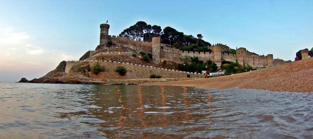 Hostal L'Alba Tossa de Mar Exterior photo